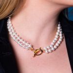 Collier double rangs perles de nacre blanches