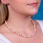 Collier perles de culture blanches, roses, pêches et perles en argent massif