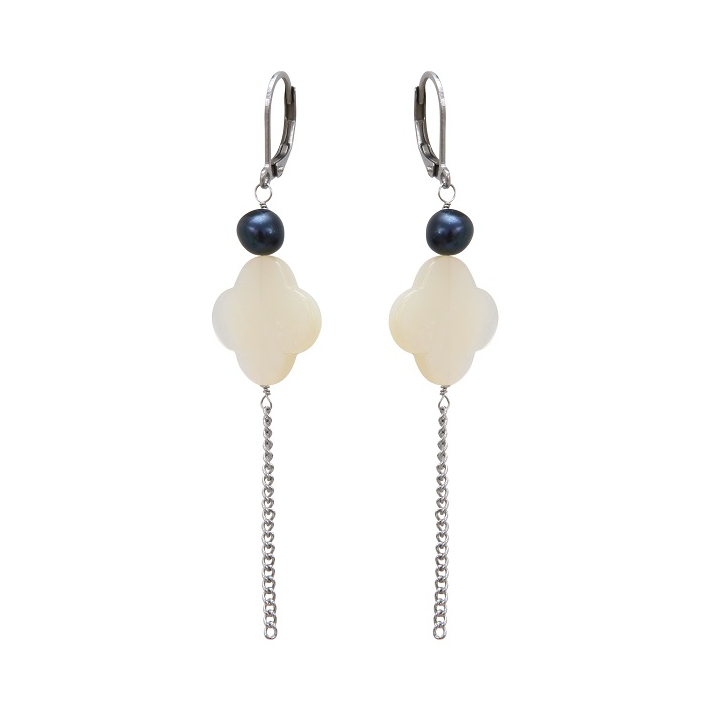Boucles d'oreilles trèfles de nacre blanche et perles noires