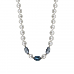 Sautoir perles de nacre et trio de cristal bleu facetté