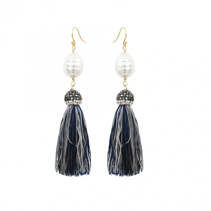 Boucles d'oreilles longues pompons argentés, strass et perles