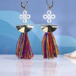 Boucles d'oreilles demi lune pompon multicolore et filigrane