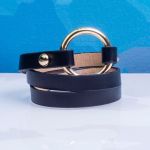 Bracelet triple rangs cuir noir et anneau acier doré